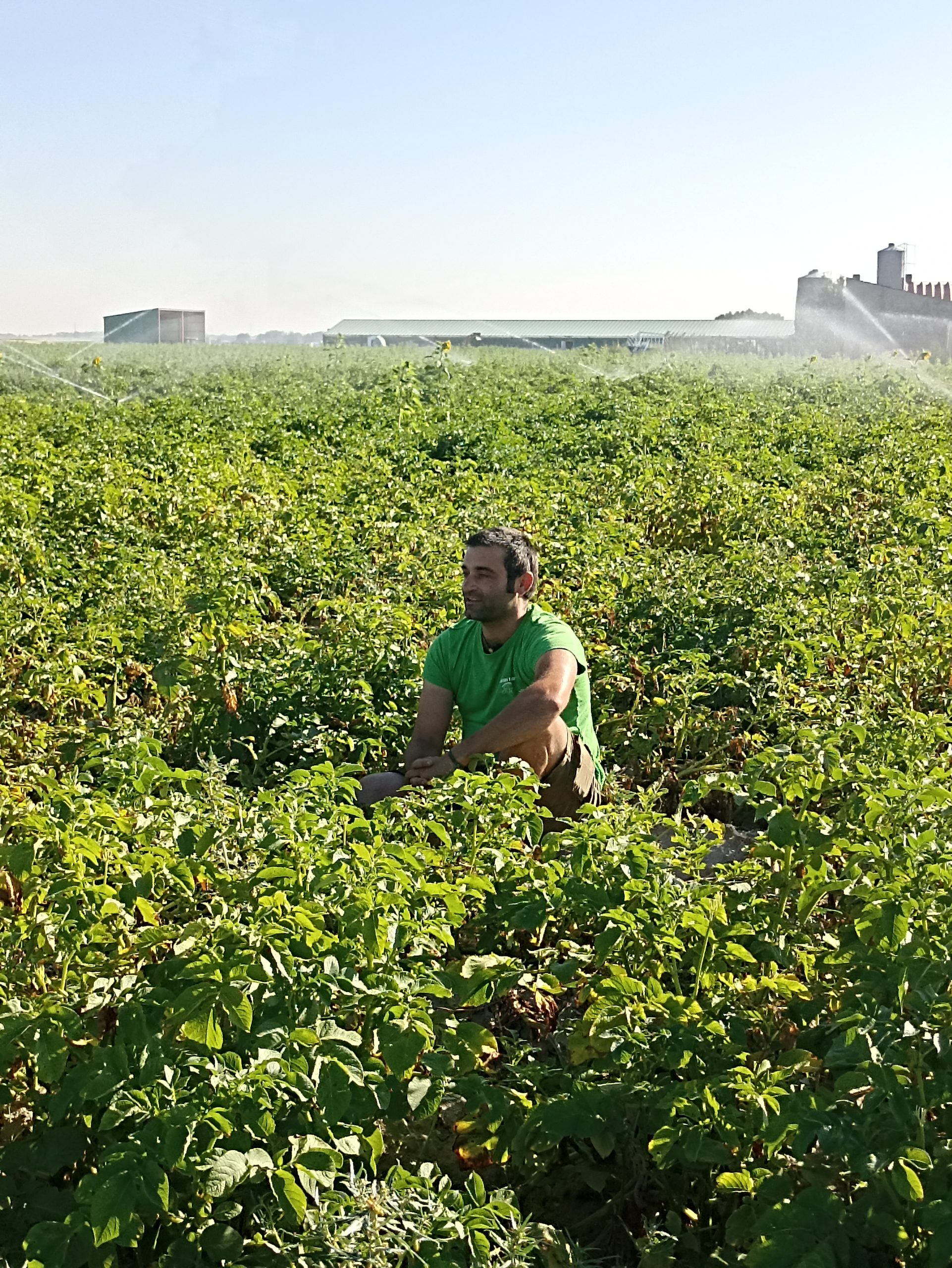 Óscar innovador cuida del medio ambiente con agricultura regenerativa que lucha contra el cambio climático